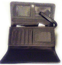 Load image into Gallery viewer, Montana West Concealed Weapons Pink And Brown Shoulder Purse with Wallet