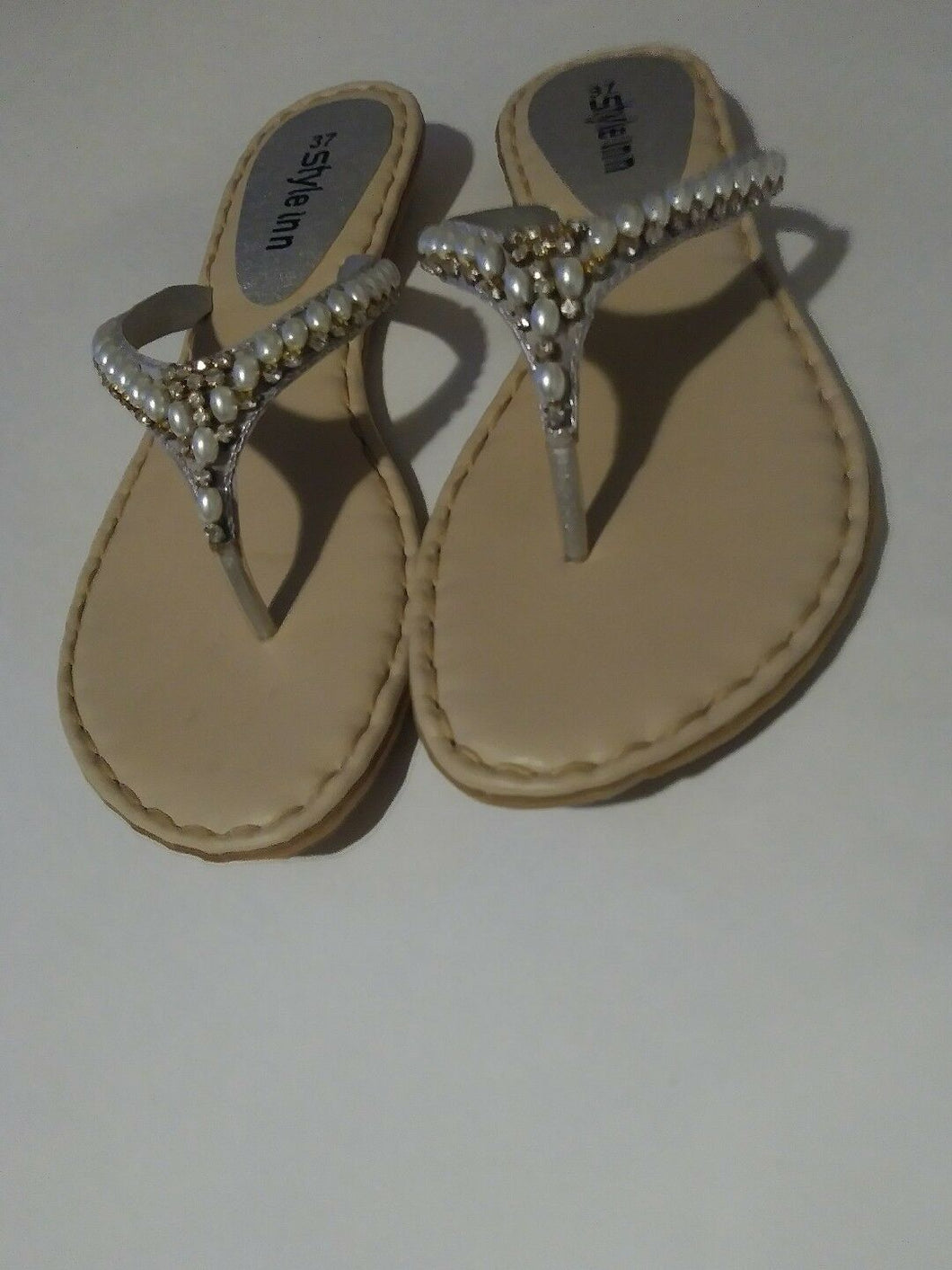 Womens Silver Pearl Inspired Pakistan Sandals