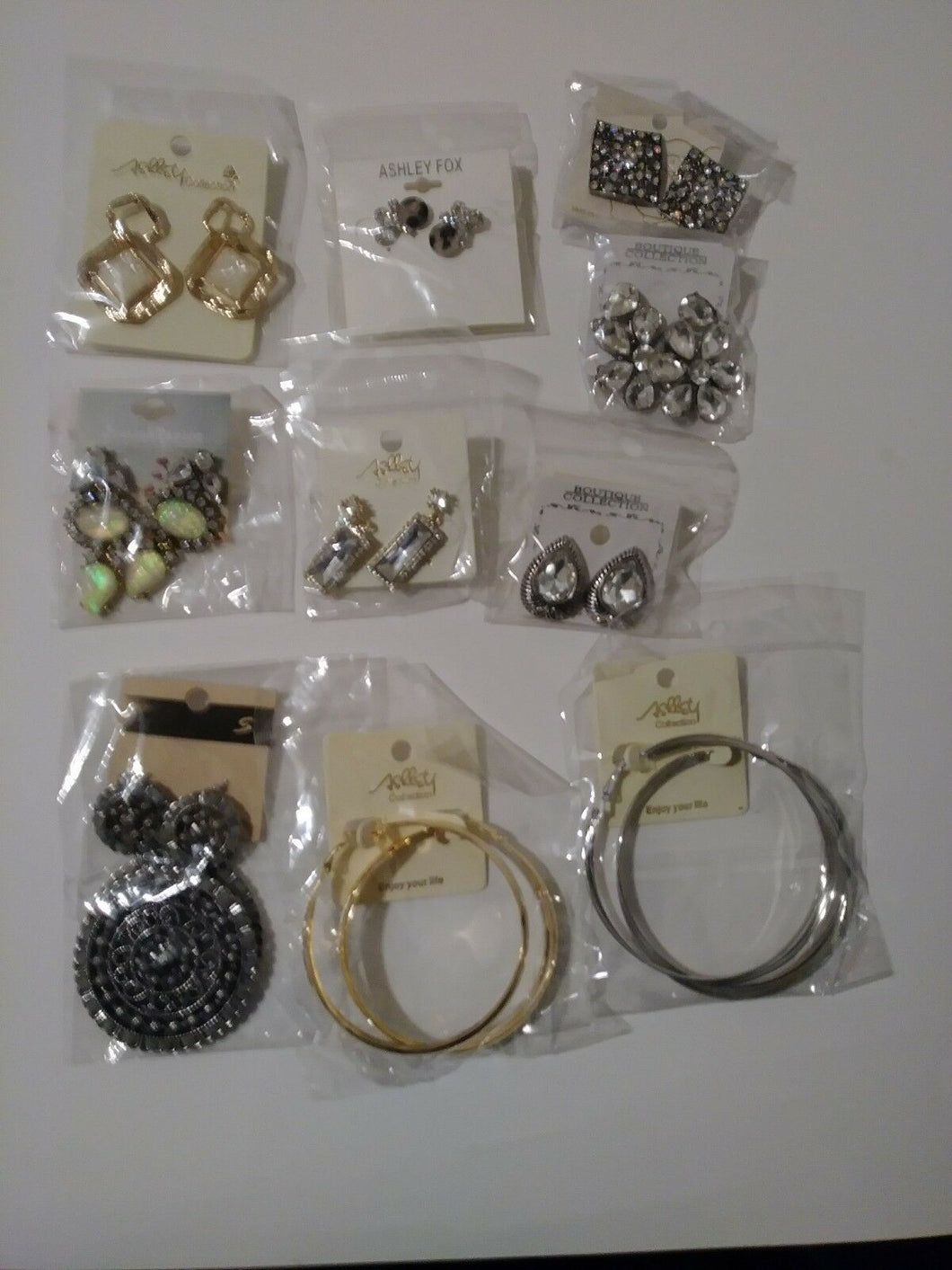 Lot of 10 Gorgeous Blingy Pierced  Earrings.