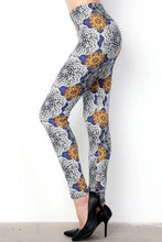 Load image into Gallery viewer, Womens Explosion Of Love Leggings S M L
