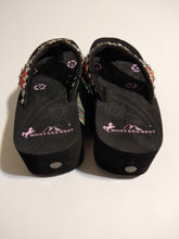 Load image into Gallery viewer, Montana West Flower Bloom Embroidered Flip Flop Wedge Sandal 5
