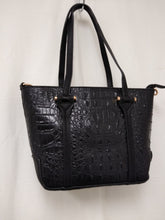 Load image into Gallery viewer, Women&#39;s Small Black Textured Shoulder Bag
